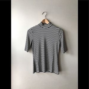 1/2 Sleeve Mock Neck Banana Republic Sweater TeeXS